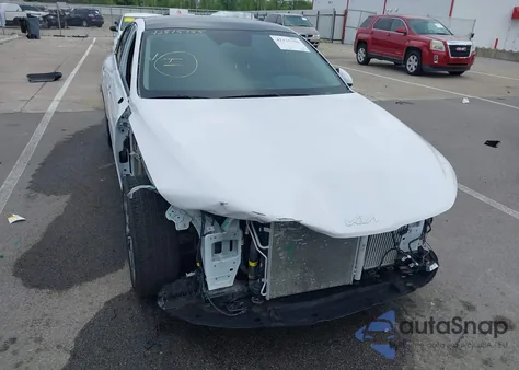 2024 Kia K5 Ex z USA, uszkodzony, nr VIN 5XXG34J27RG234810